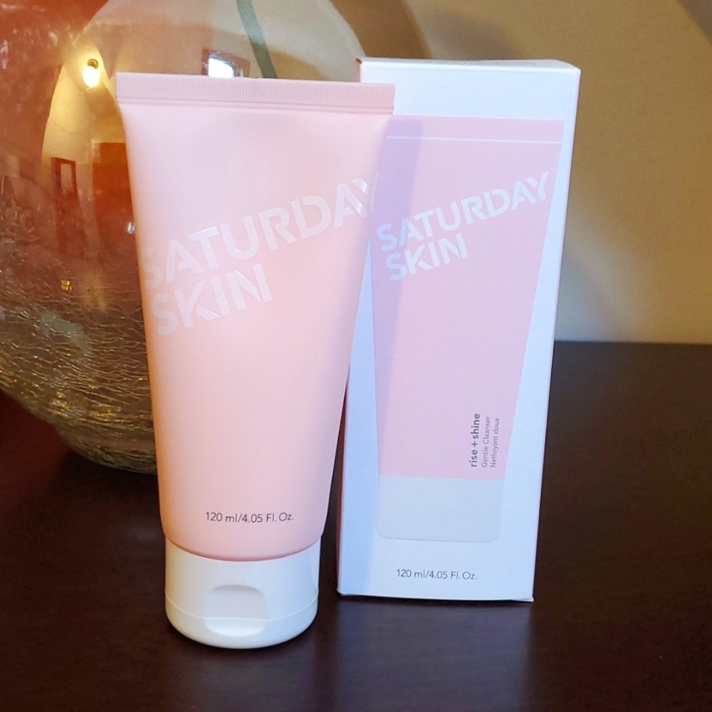 NEW Saturday Skin Rise + Shine Gentle Cleanser NIB
